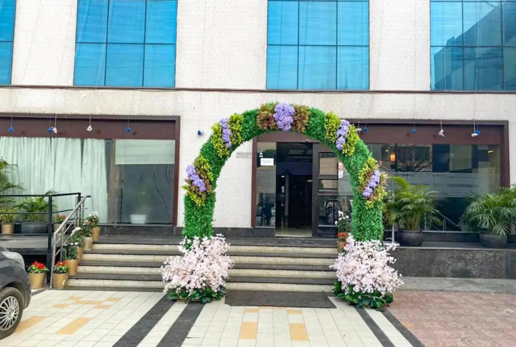 Hotel The Pearl - Chandigarh