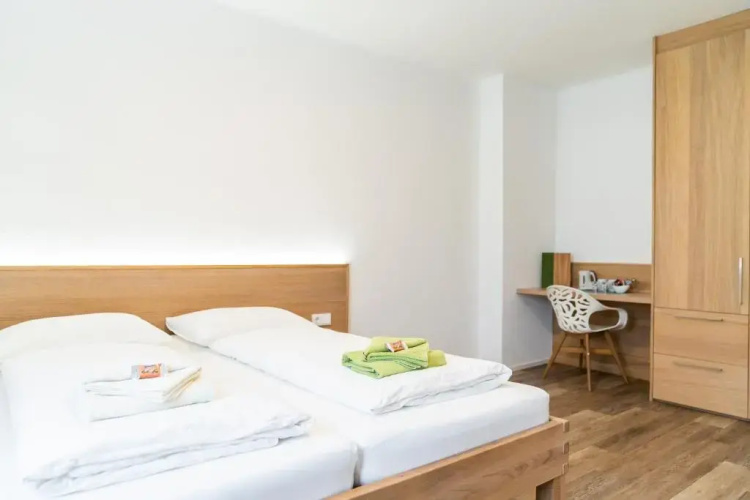 Flöckner B & B