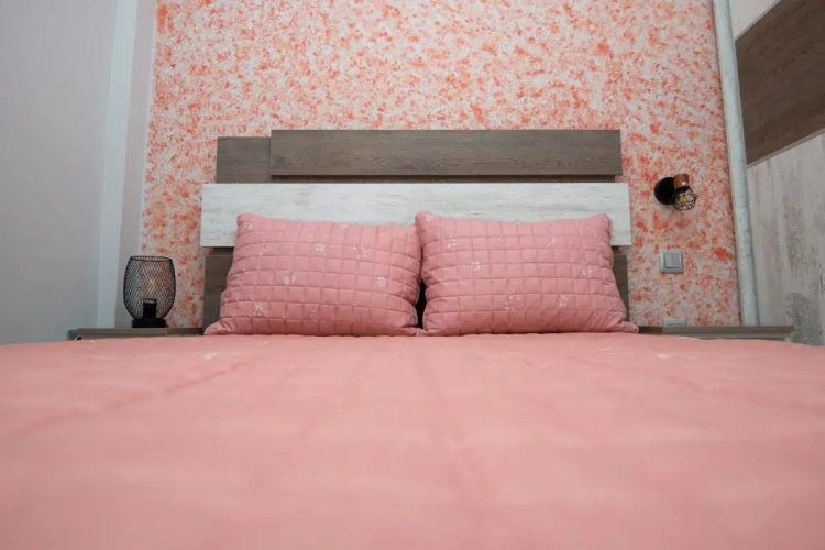 ENIO AXD guest house with private parking