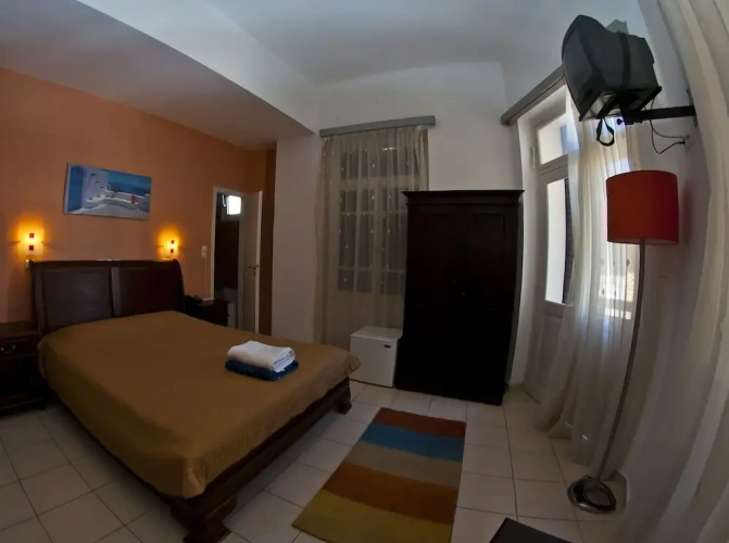 Standard Triple room with balcony
