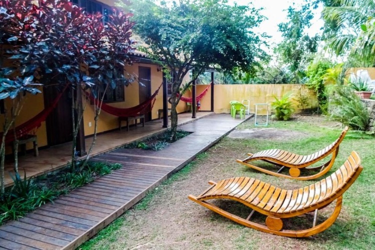Standard Quadruple room with garden view