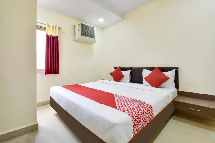 Hotel Sant Kripa by OYO Rooms