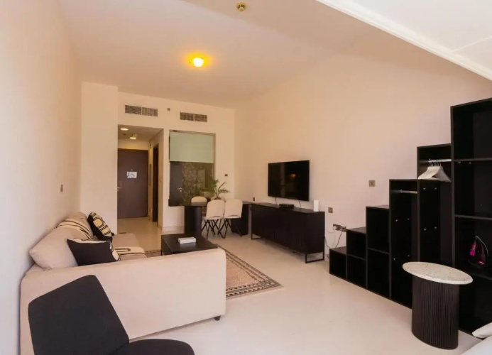 Hotel Style Studio in The Iconic PALM