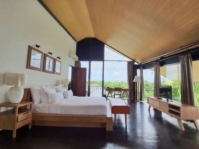 3 Bedrooms Villa