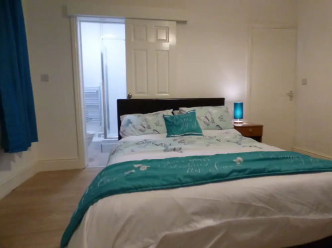 PearTree House