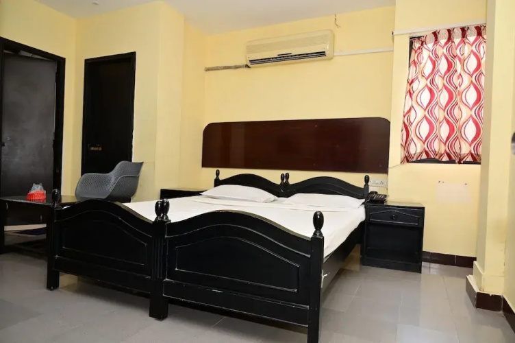 Hotel Dhayalan