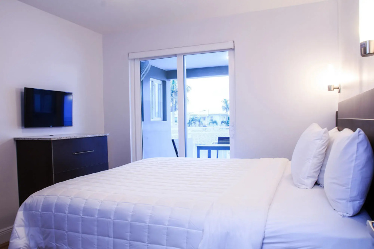 Caribbean Resort Suites