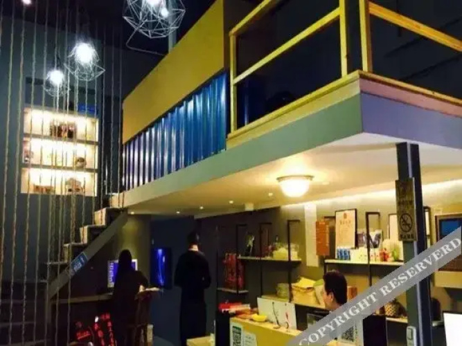 SMART Youth Hostel