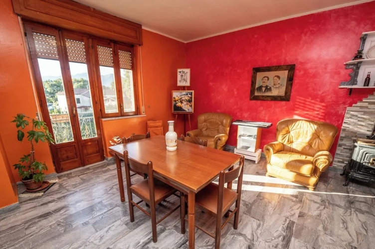2 Bedrooms Cottage with balcony