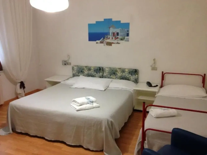 Economy Quadruple room