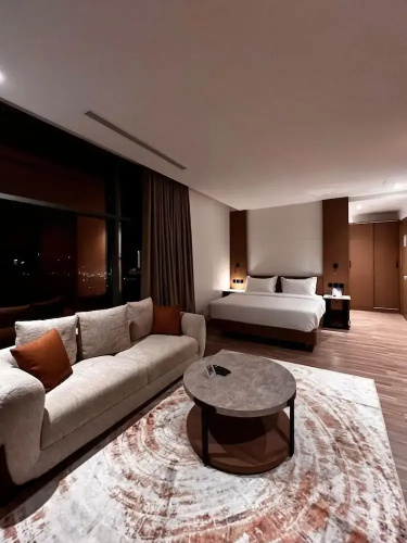Elegant Hotel