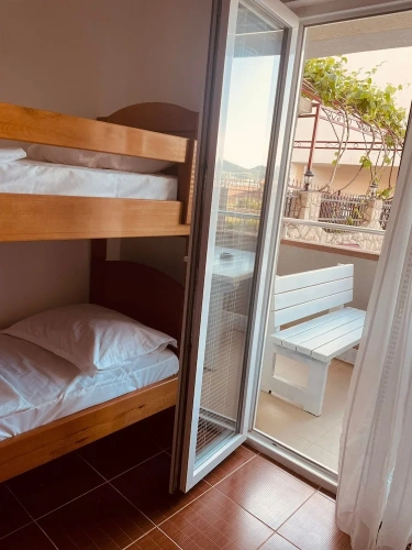 Family Apartment with balcony