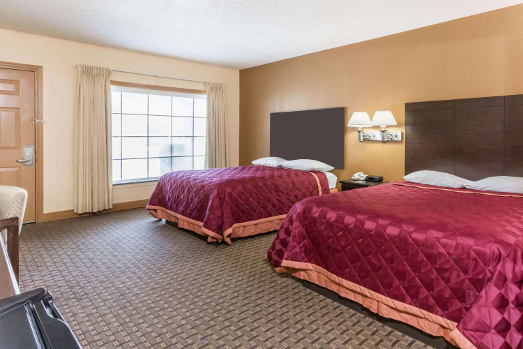 Knights Inn - Glen Allen, VA