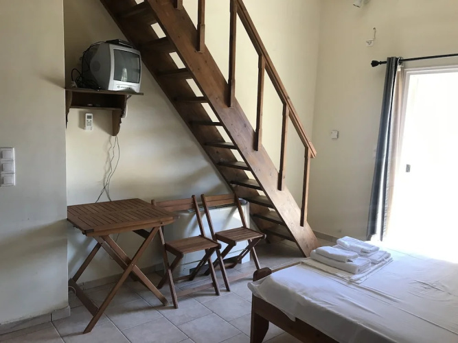 Despina studios and rooms