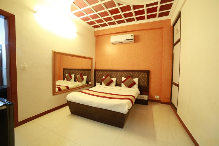 Deluxe Family room