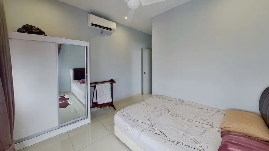 Economy room