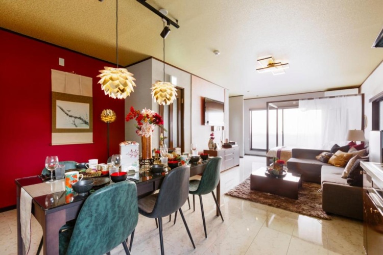 2 Bedrooms Apartment