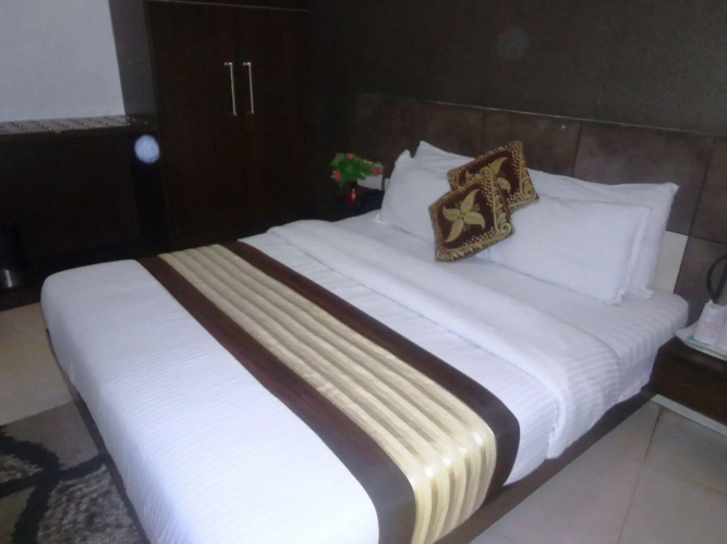 Hotel Millennium 2000 DX