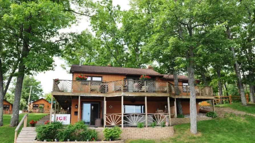 Clear Lake Resort