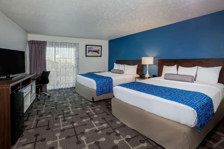 Standard Quadruple room