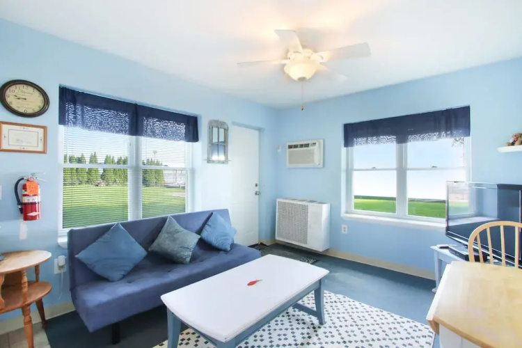Lakeview Motel