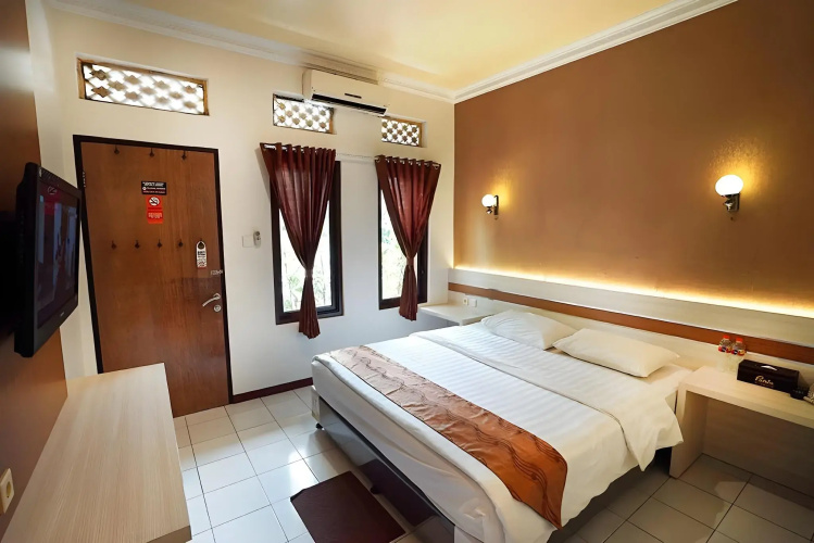 Patria Plaza Hotel
