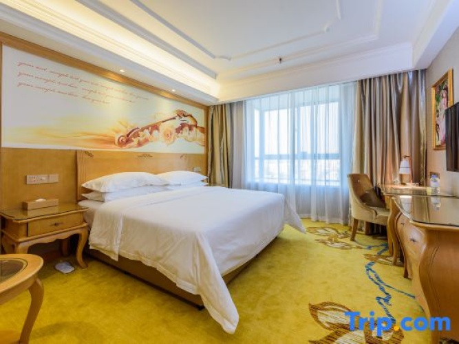 Deluxe Double Suite