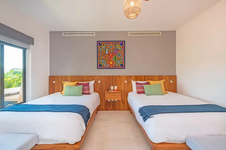 Amazing 3 Bedroom Condo