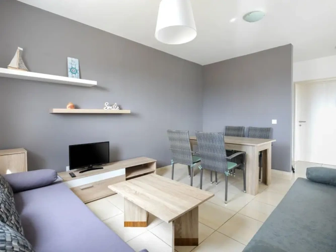 Apartment with balcony