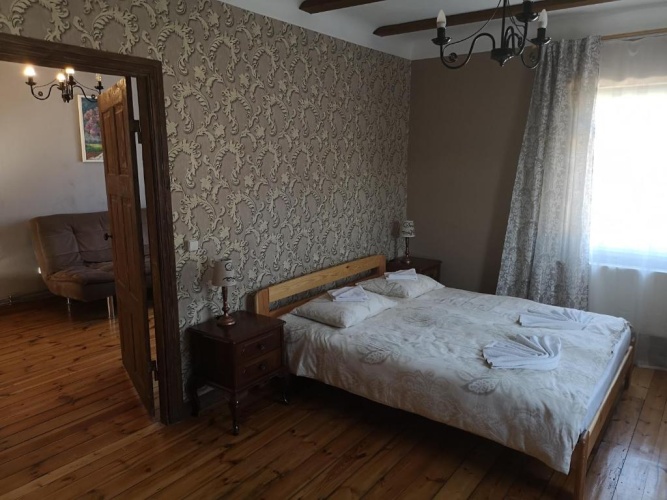 2 Bedrooms Cottage