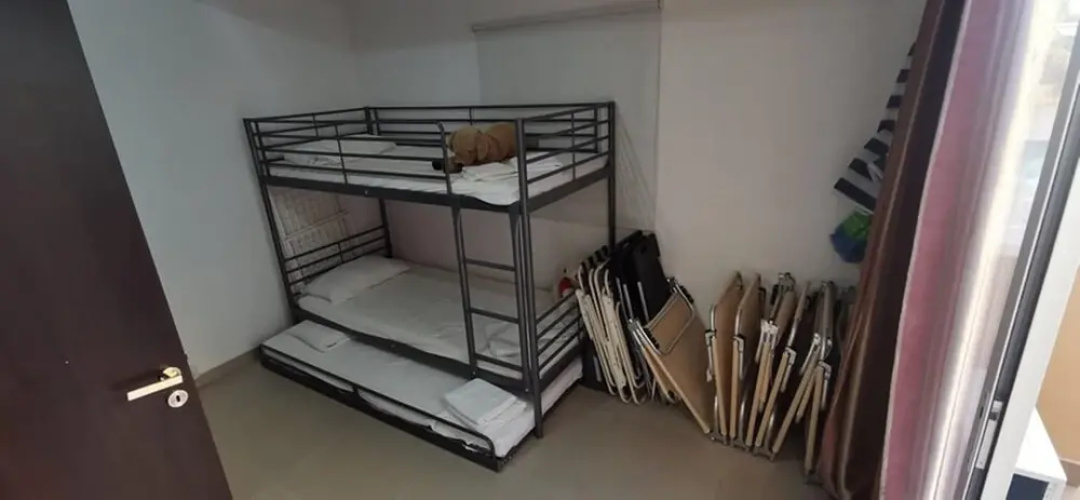 2br-7 Guests-free Parking-pool-aircon