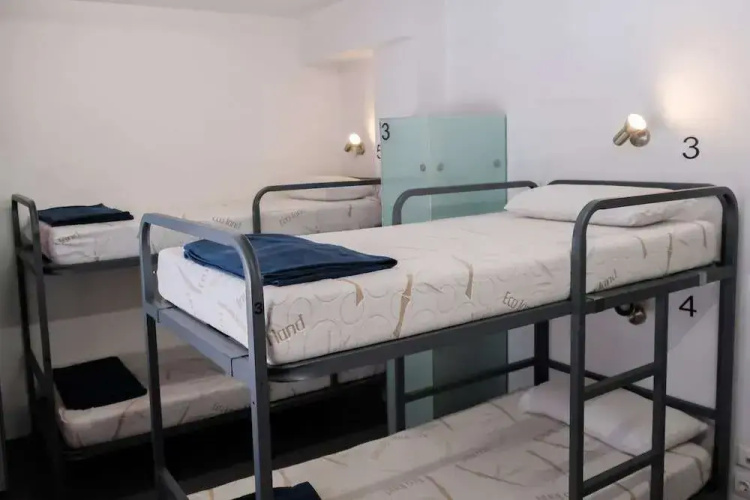 HelloBCN Hostel
