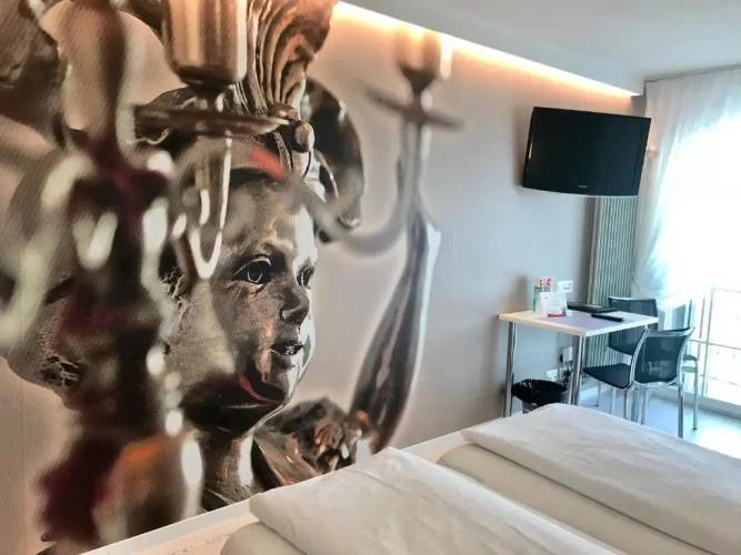 Standard Double room with lake view