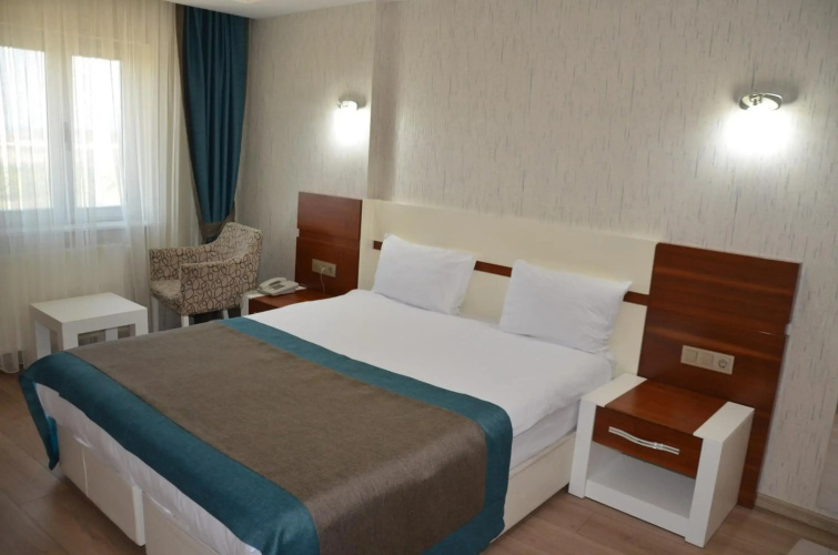 Grand Ahos Hotel