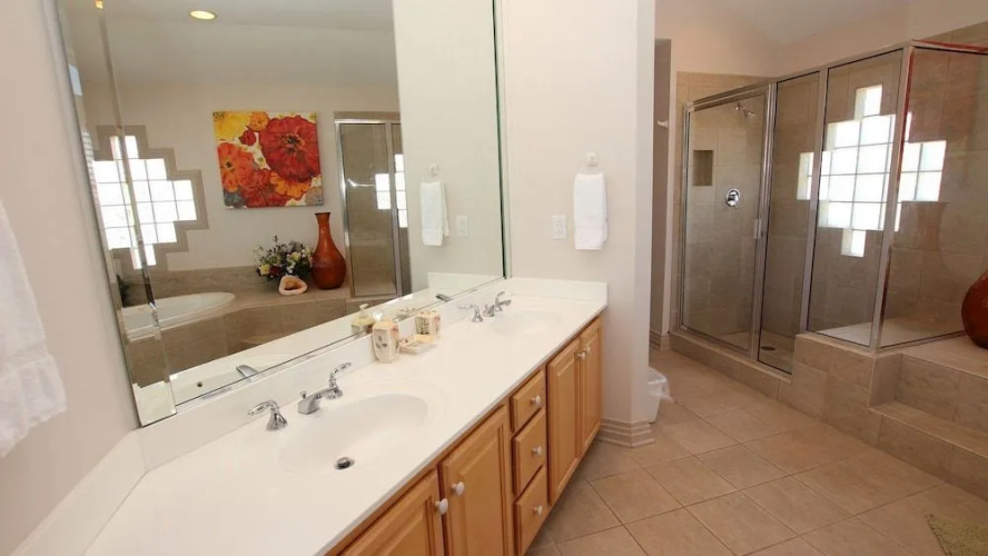 Wave Rider - 6 Br Home