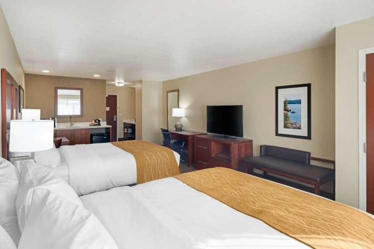 Guest rooms