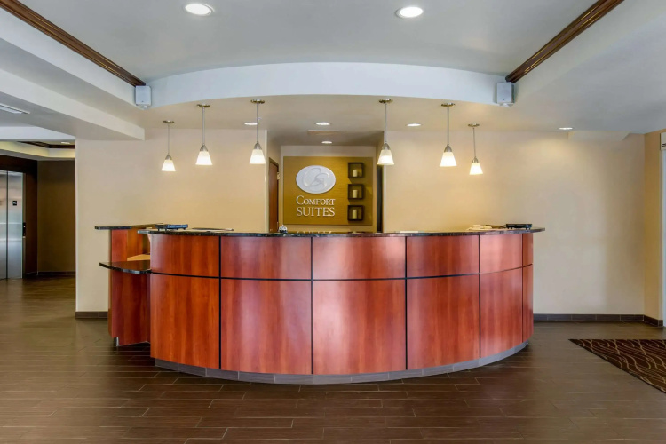 Comfort Suites Seaford