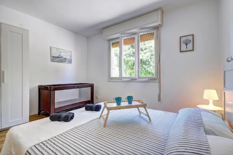 Centar White Apartment