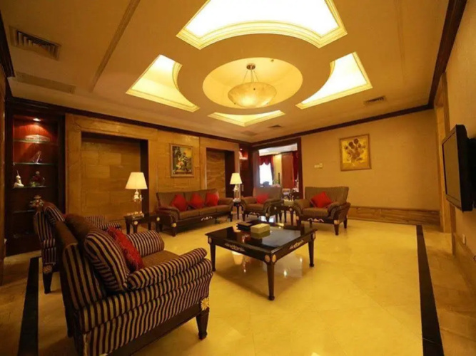 Dragon Spring Hotel