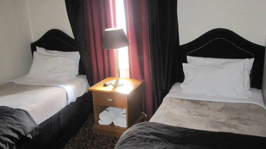 Alexandra Hotel