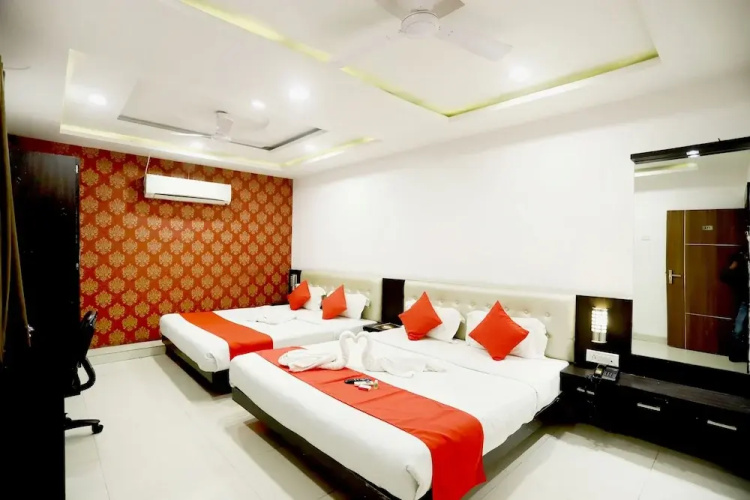 Hotel Manaal Pithampur