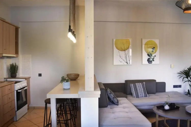 2 Bedrooms Villa