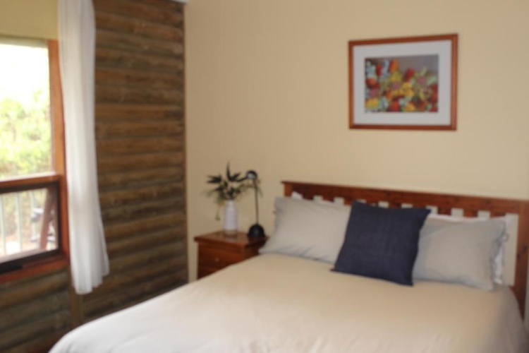 1 Bedroom Cottage with balcony and with view