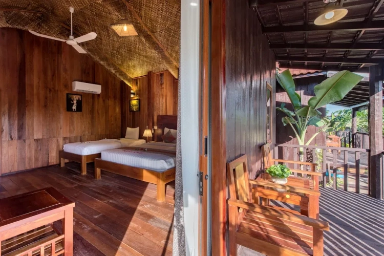 Deluxe Bungalow