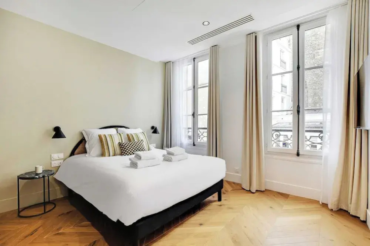 Luxury Apartment 1br/4p - Opera