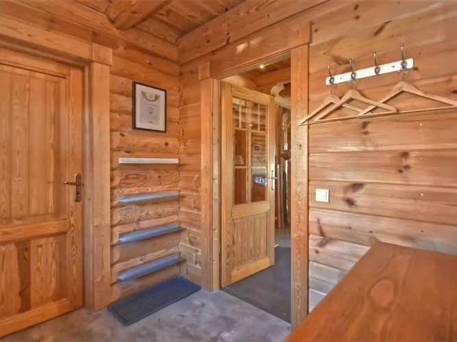 Wooden Holiday Home With Sauna