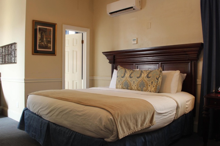Double Vieux Carre Suite