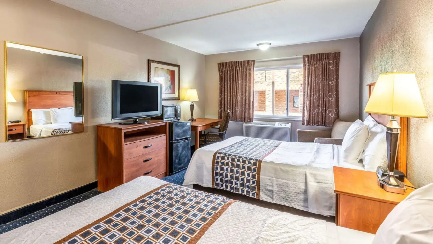 Magnuson Hotel Detroit Airport