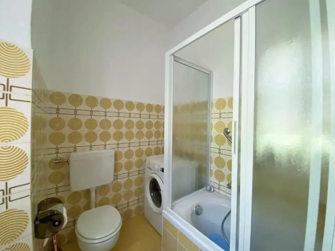 3 Bedrooms Apartment