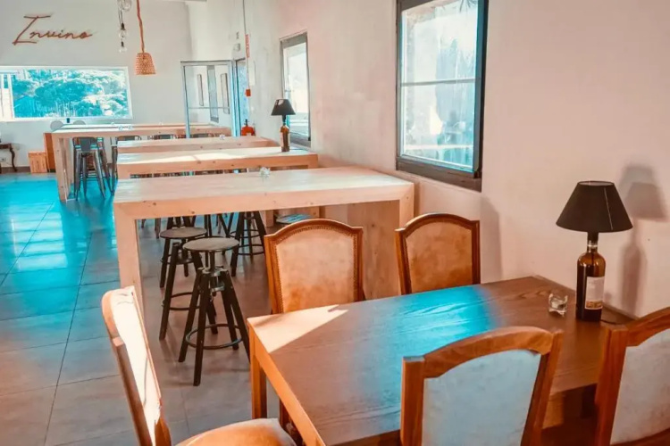 Oasis Backpackers Hostel Sintra Surf
